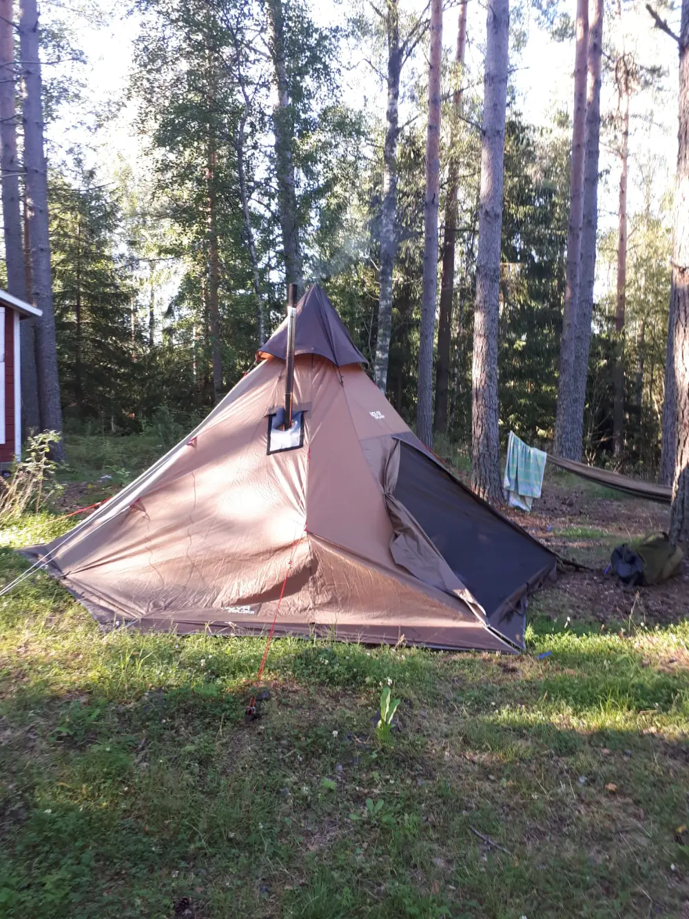 Kotateltta Nova Explorer + kamiina